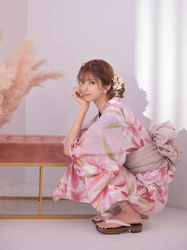 ピンク×ホワイトsugar ピンクの百合が咲き誇るガーリー浴衣 siwa36 /  ４点セット